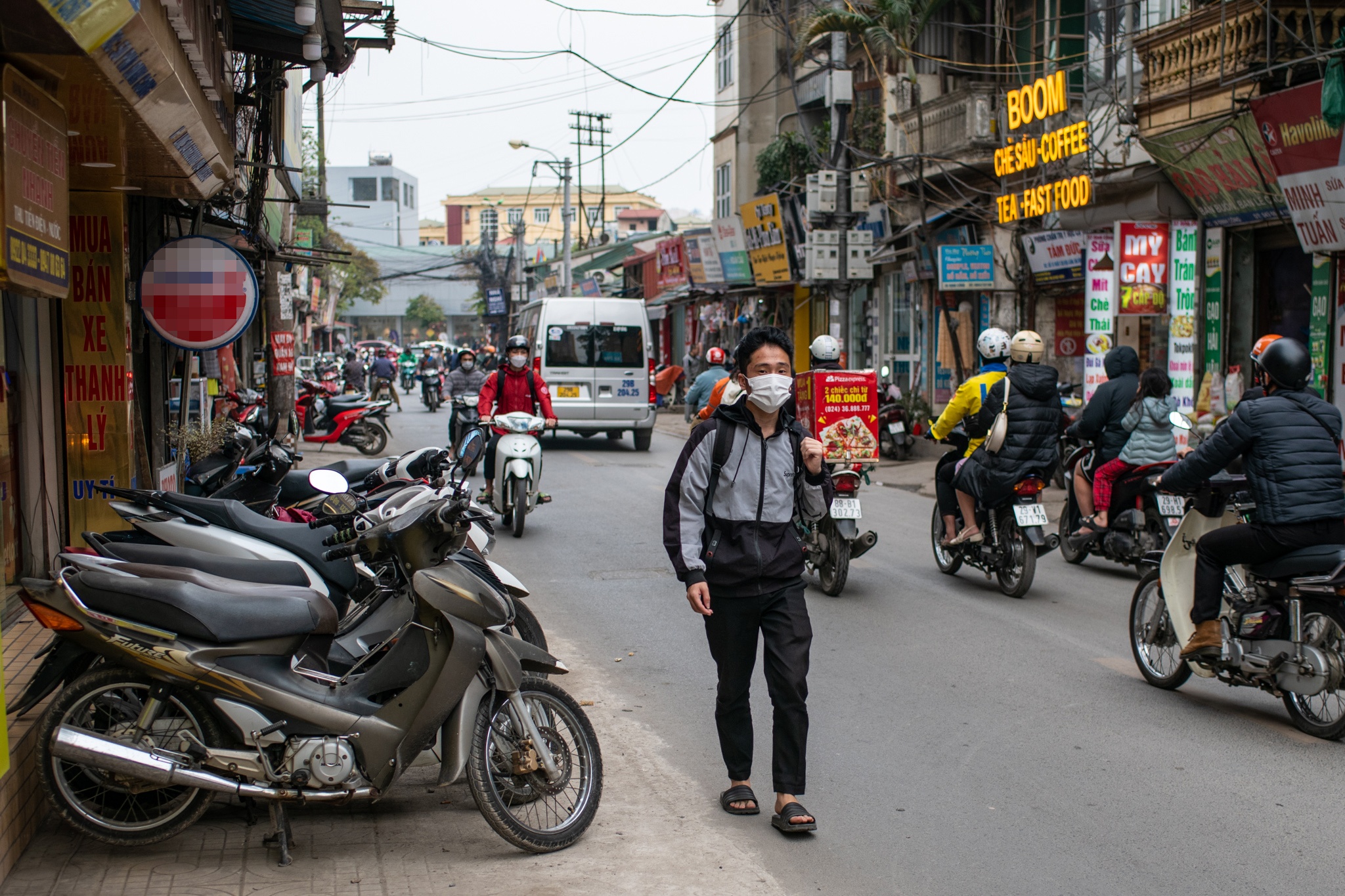 tac duong Dinh Cong anh 4