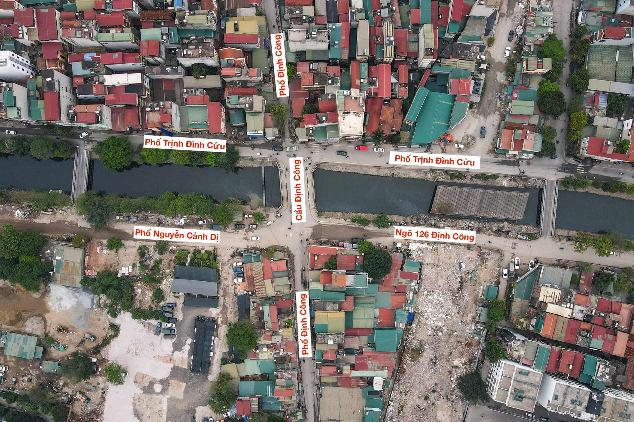 tac duong Dinh Cong anh 8