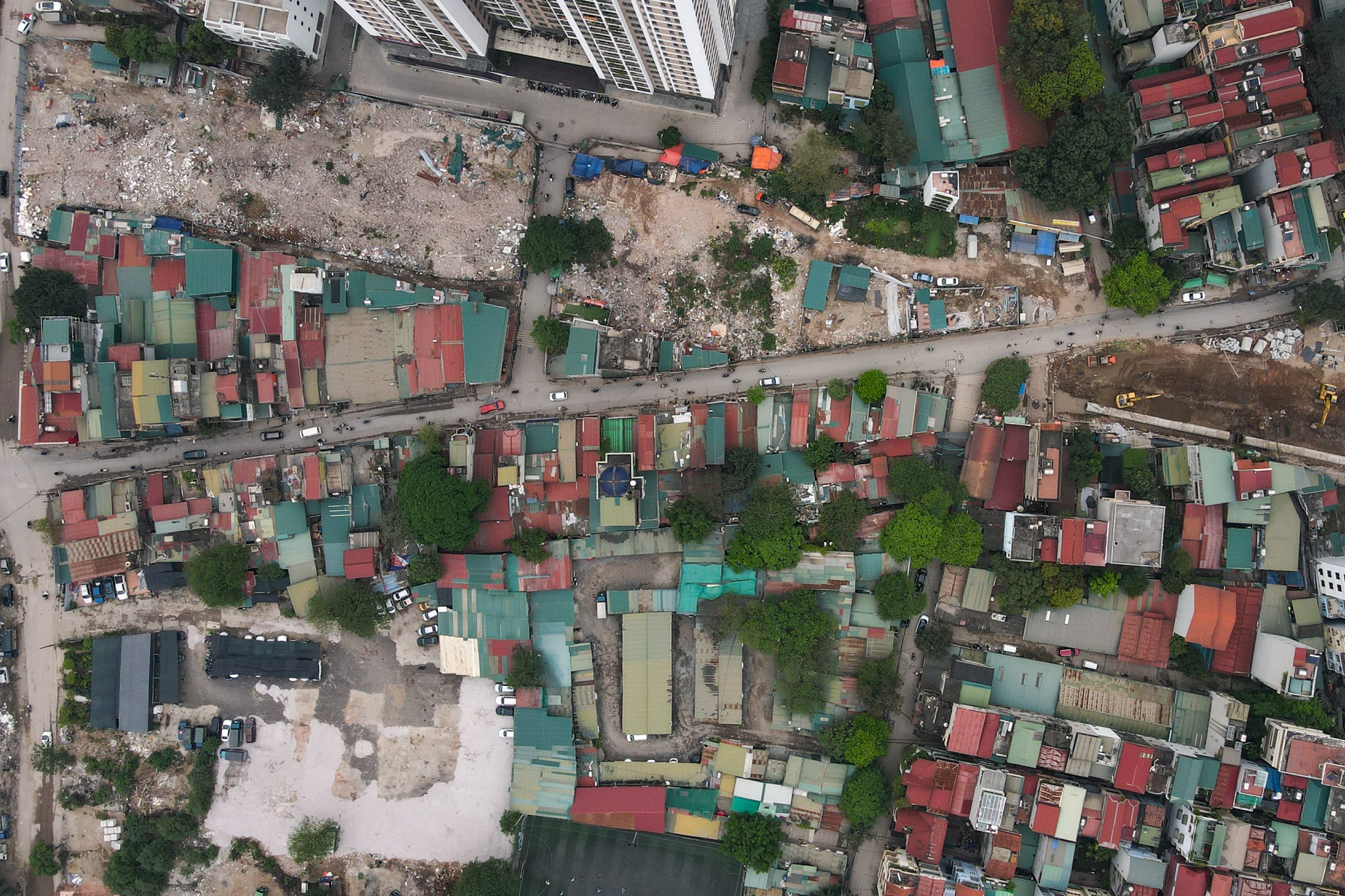 tac duong Dinh Cong anh 7