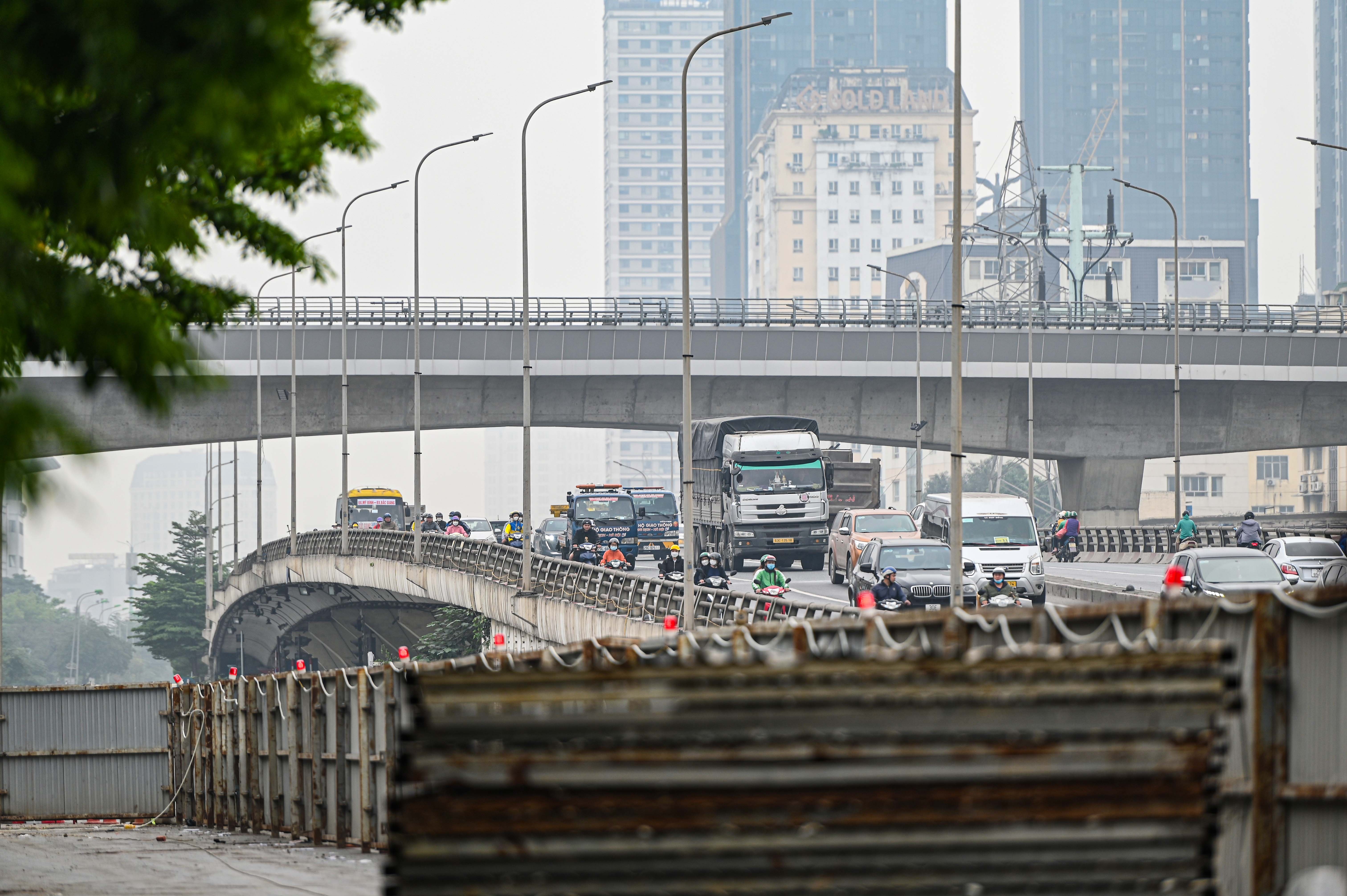 rao chan cau mai dich anh 11