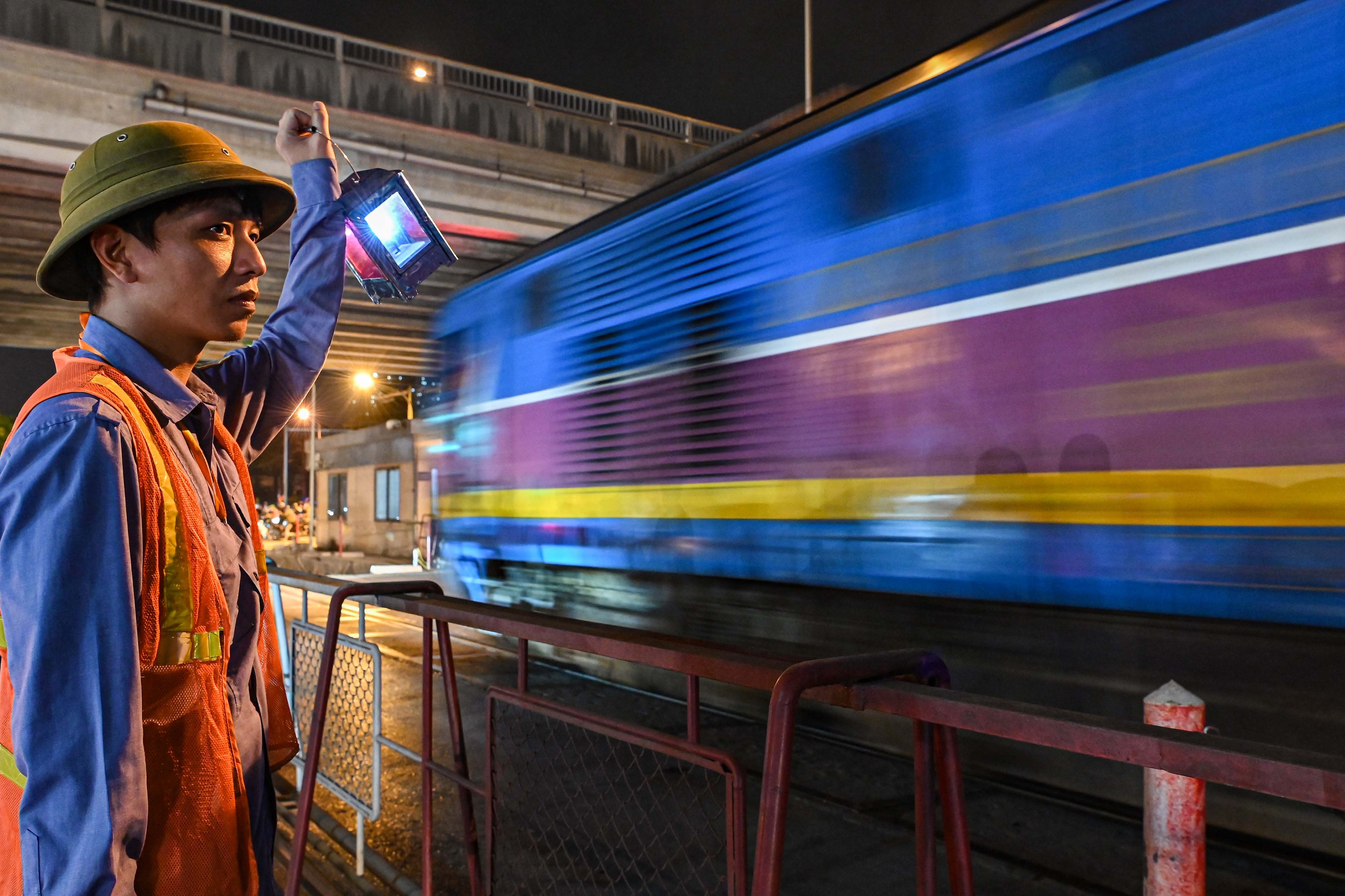 ha noi tac dem anh 21