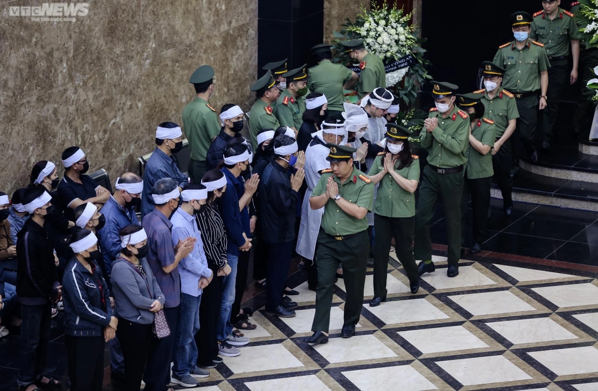 hoa hoan 4 nguoi chet anh 4