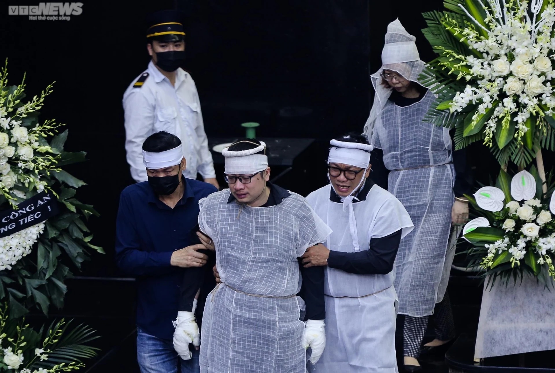 hoa hoan 4 nguoi chet anh 6