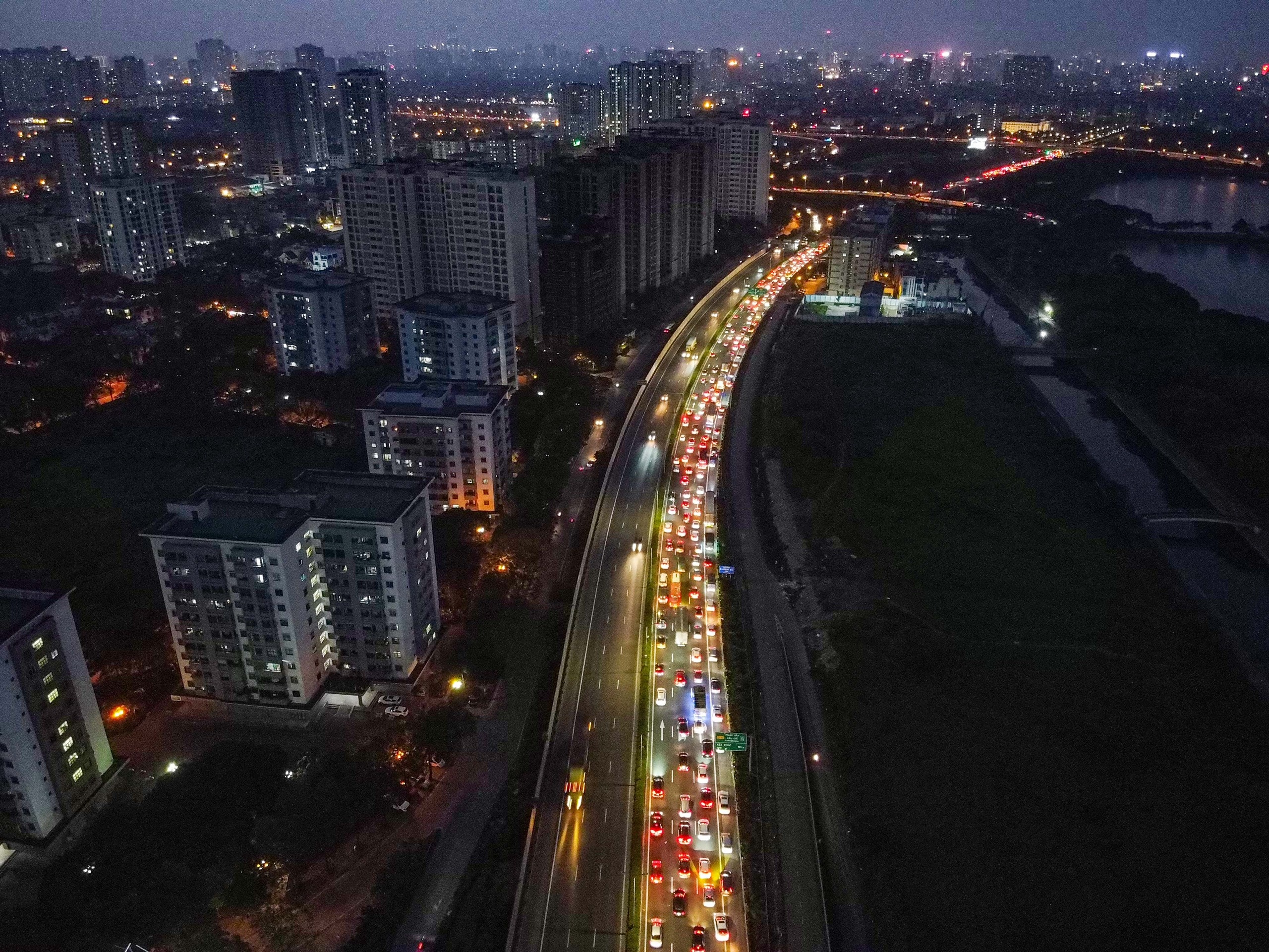 un tac phap van anh 1