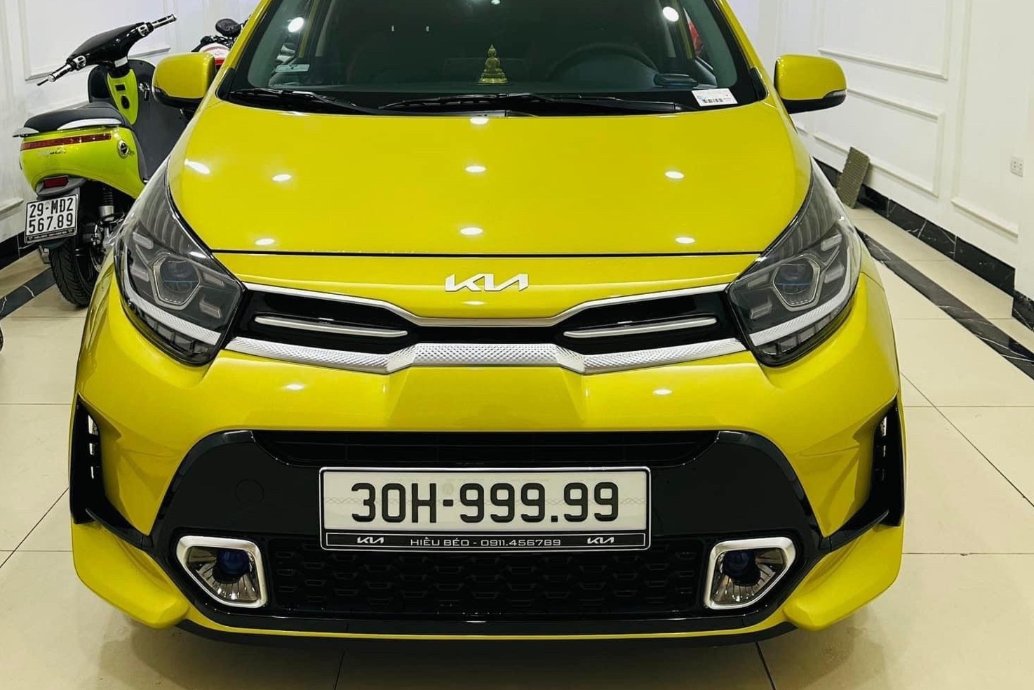 Xe Kia Morning bien so 999.99 duoc ban lai voi gia hon 2 ty dong hinh anh