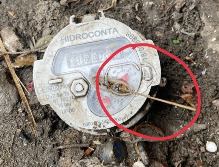 Mot ho dan o Ha Noi bi yeu cau truy thu 80 trieu dong tien nuoc hinh anh