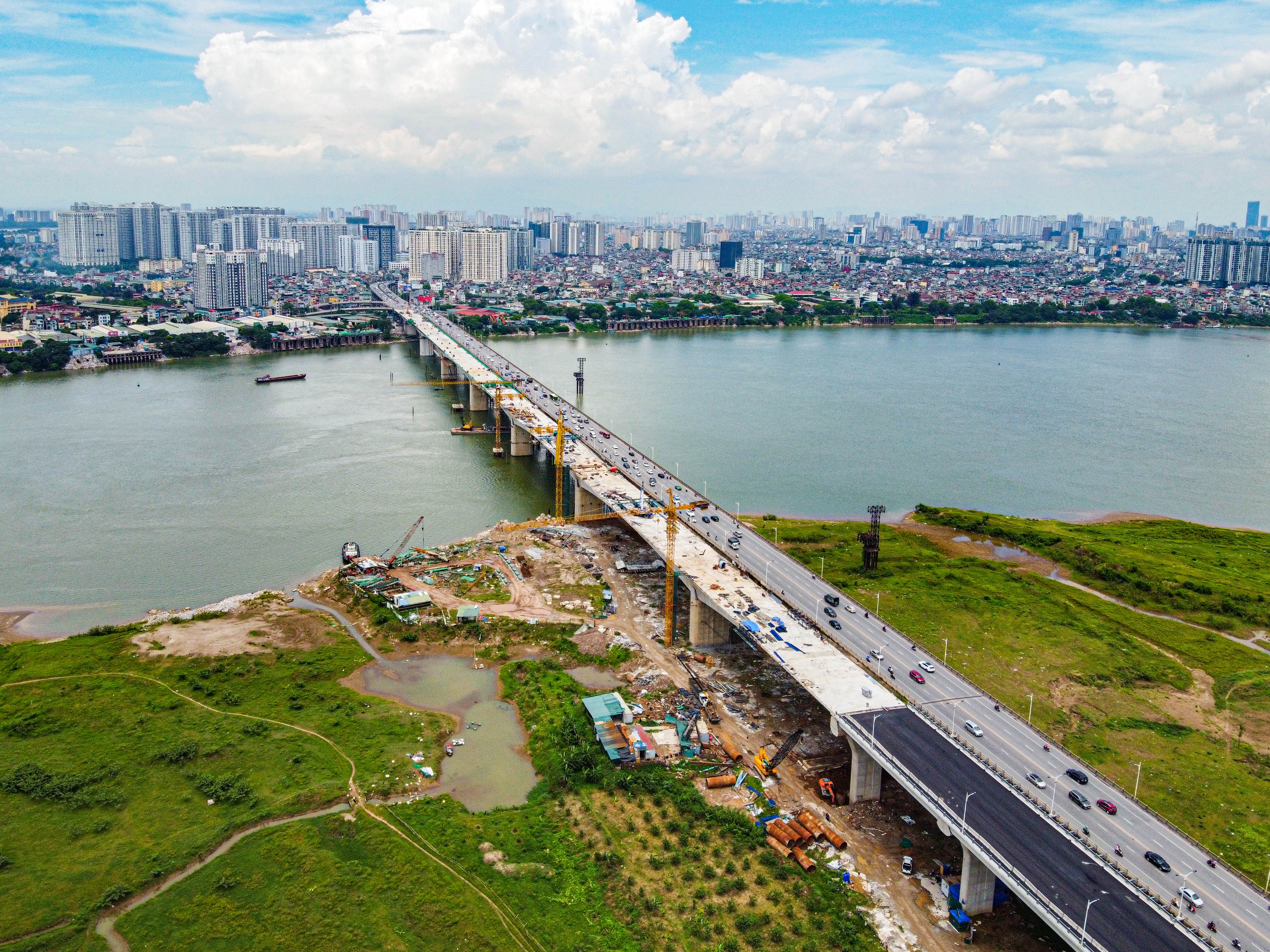 hop long cau vinh tuy anh 13