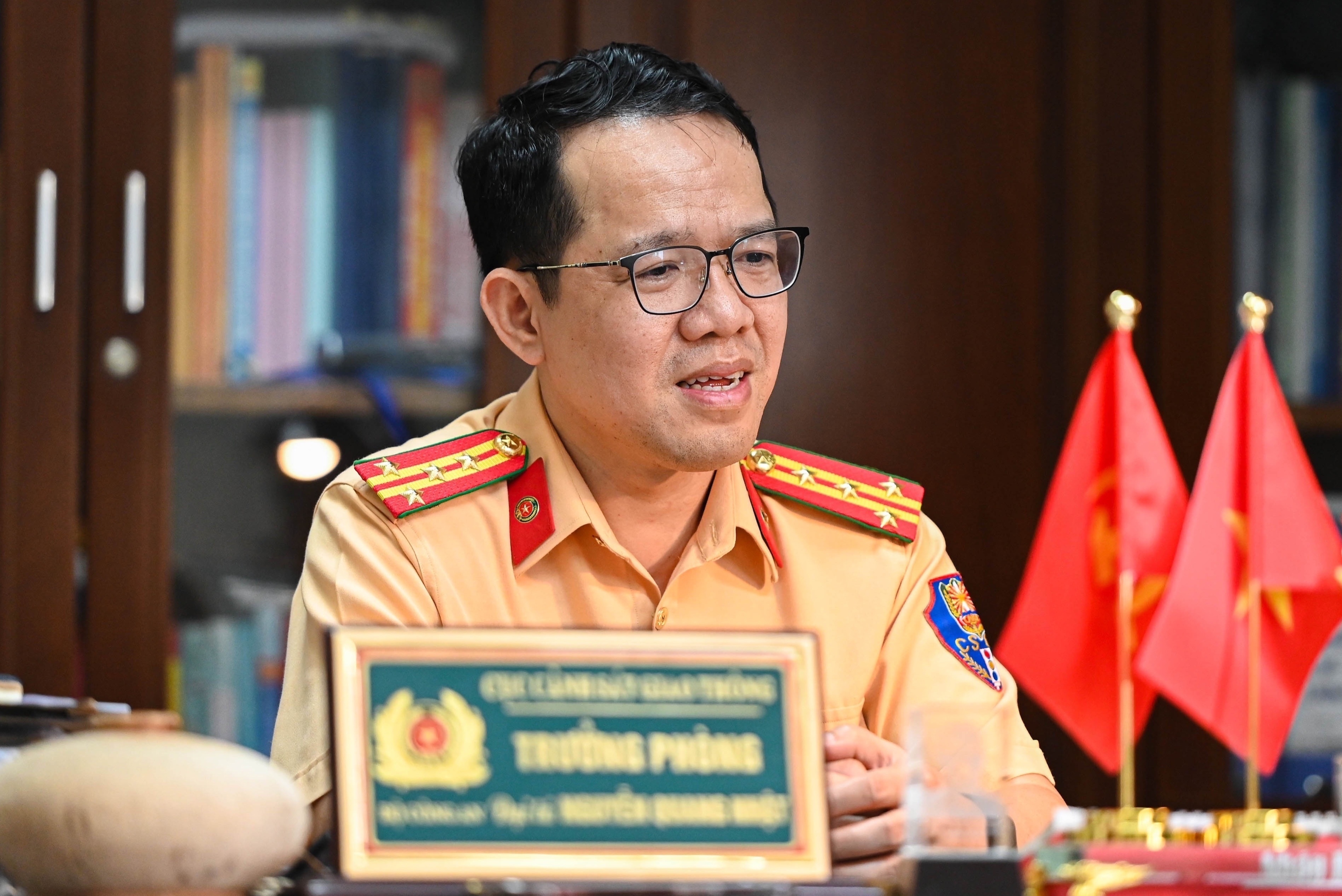 dau gia bien so xe anh 1