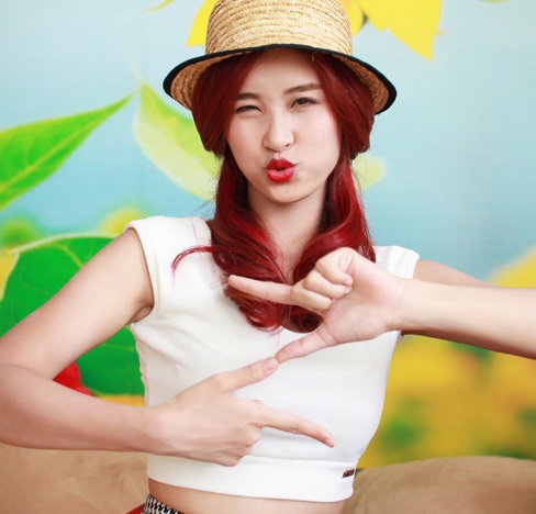 Dong Nhi du do fan che anh hai huoc hinh anh