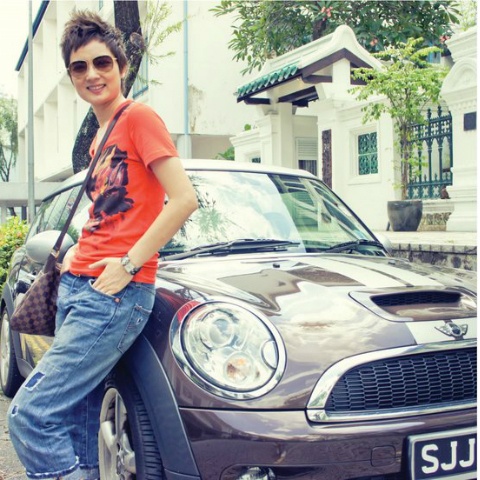 Thúy Vinh: 'Nếu không lì đòn, tôi đã gục ngã!' | Thúy Vinh 2013,Bà bầu Thúy Vinh