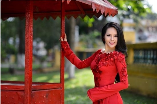 Dai dien cua Viet Nam thi Miss World 2013 dang bi bo roi? hinh anh