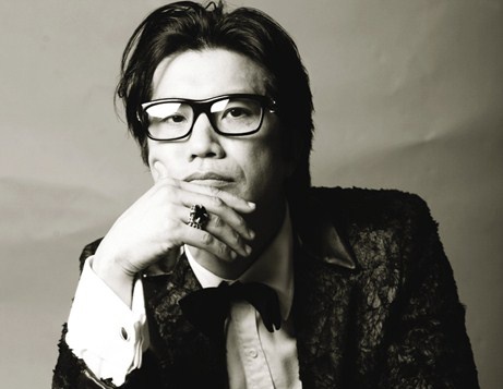 Dustin Nguyen va bi an dang sau cuoc hon nhan moi hinh anh