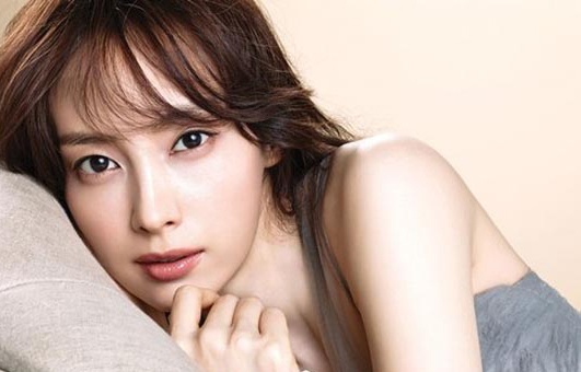 Ban gai Won Bin giu dang dep bang mua cot hinh anh