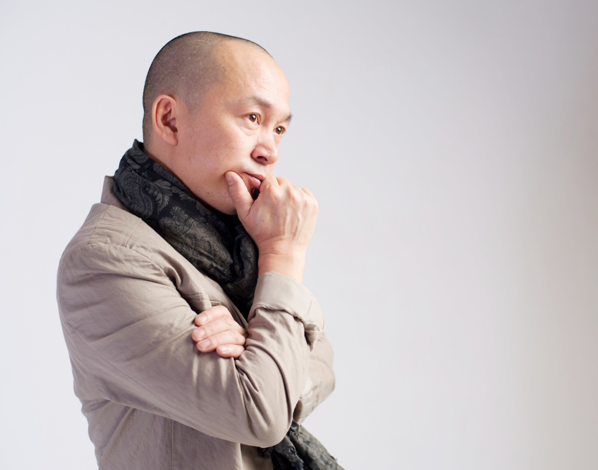 Quoc Trung: Cong dong nghe nhac sen dang mac cam, tu ti hinh anh