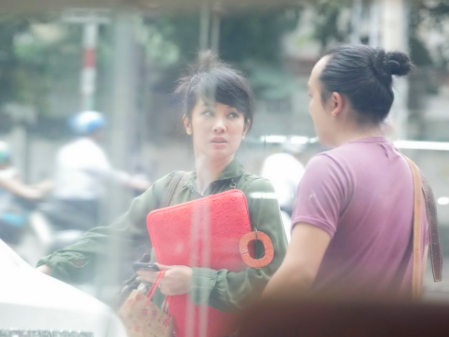 Hong Nhung di xe sang gap thi sinh The Voice hinh anh