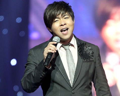 Quang Le tin vao diem bao truoc tai nan hinh anh