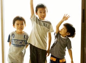 Nguoi Viet Nam lun nhat khu vuc hinh anh