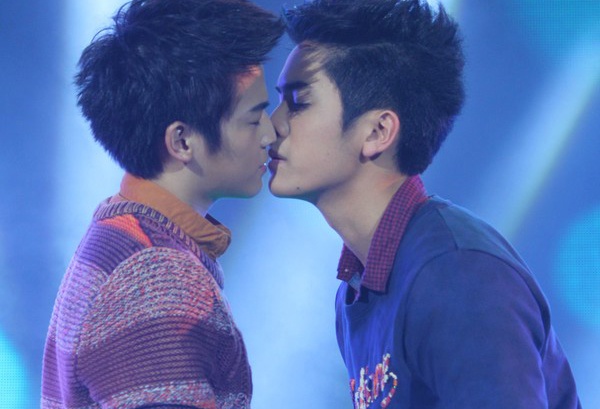 My nam 'Tuoi noi loan' khoa moi tren san khau hinh anh