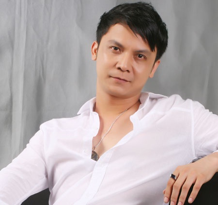 Vu Quoc Viet ngoi 'ghe nong' tim kiem tai nang am nhac hinh anh