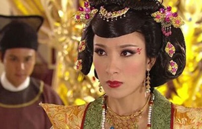 Hanh trinh lot xac cua my nhan doc ac trong 'Cung tam ke' hinh anh