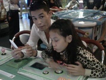 Hiep Ga tai xuat ben con gai sau tin don mat tich hinh anh