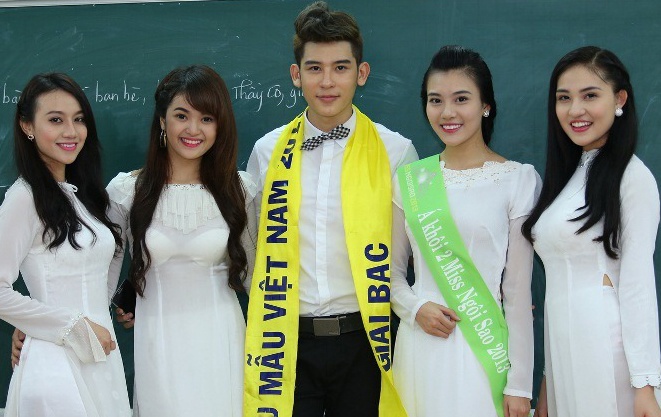 Dan chan dai ru nhau ve tham truong cu hinh anh