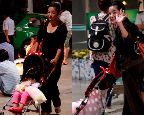 Thuy Nga dua con gai ve My giua dem khuya hinh anh