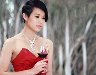 Nhung lan 'chiu choi' gay choang cua Hoa dan TVB hinh anh