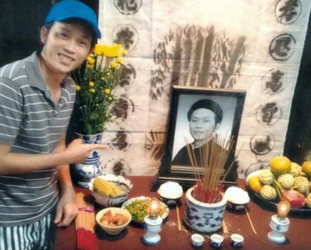 Khoc do meu do chuyen nghe si dong vai nguoi chet hinh anh