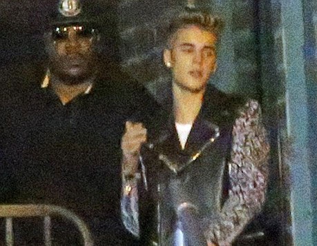 Justin Bieber 'boa' 200 trieu dong cho vu nu khoa than hinh anh
