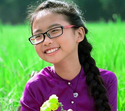 Phuong My Chi hat moc tang thay co ngay 20/11 hinh anh