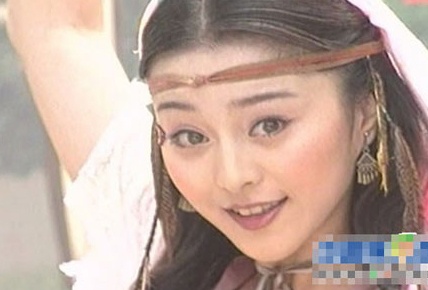 Anh Pham Bang Bang thoi ngay ngo moi vao nghe hinh anh