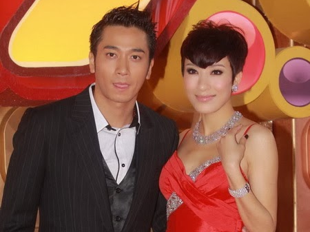 My nhan 'Cung tam ke' gui loi chao Viet Nam hinh anh