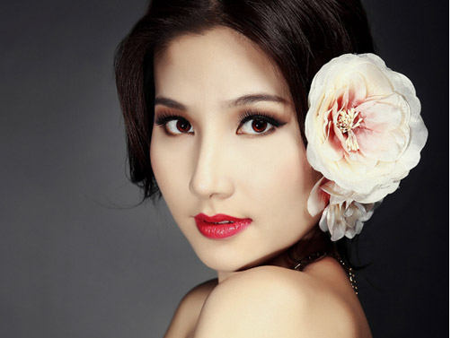 Diem My 9X se lam dam cuoi ngoai dao xa hinh anh