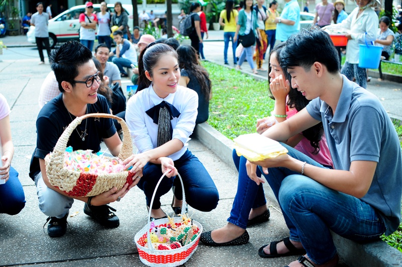 Duong Cam Lynh xuong pho ban keo hinh anh