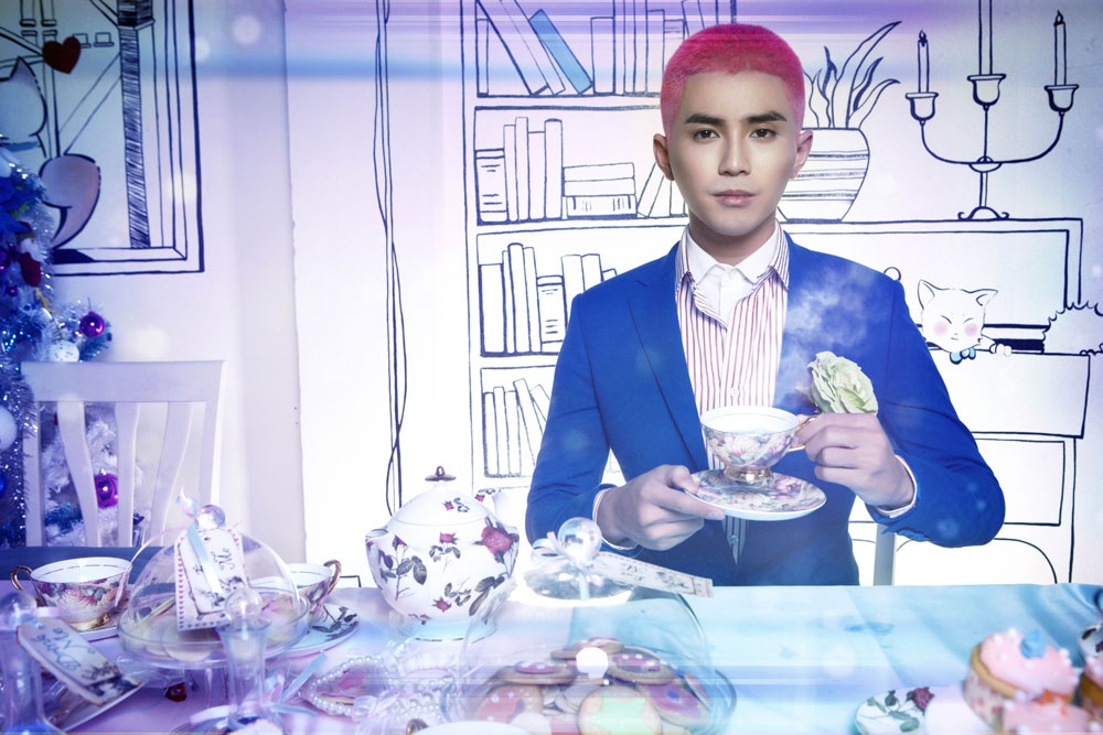 365 tung MV lac vao xu so than tien don Giang sinh hinh anh