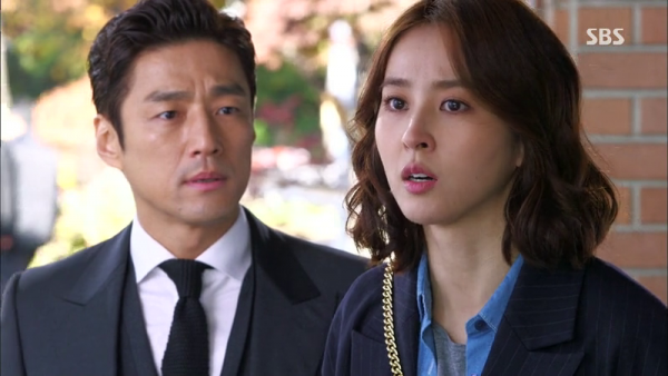 Han Hye Jin pha hoai gia dinh nguoi khac trong phim moi hinh anh