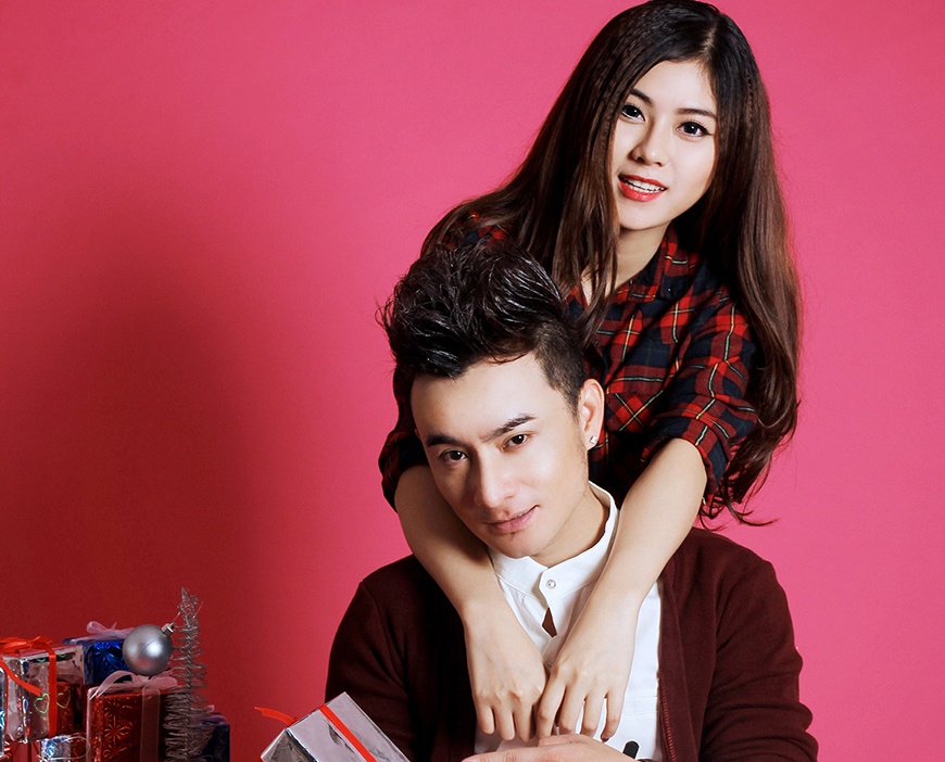 'Em trai Tuan Hung' tinh tu ben hot girl hinh anh