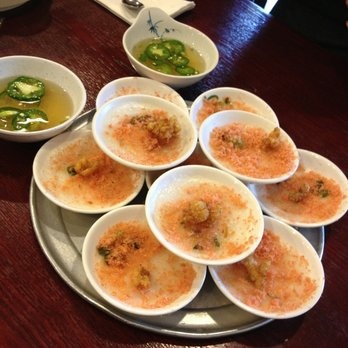 Bánh bèo. Ảnh: www.yelp.com.