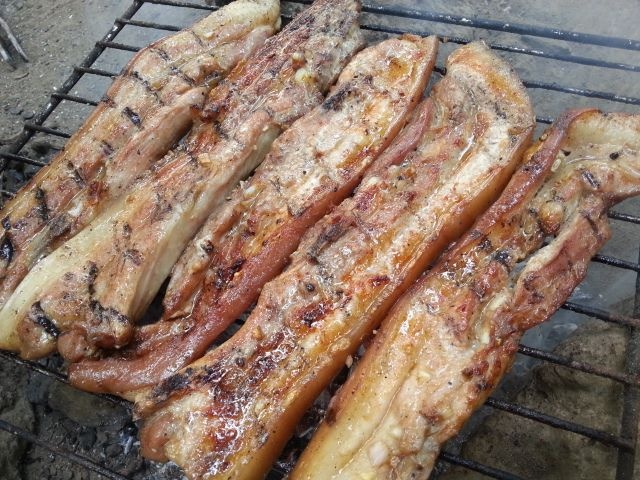 Thịt ba rọi nướng (liempo), 