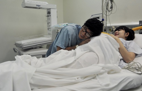 Sao Viet sinh con o benh vien nao? hinh anh