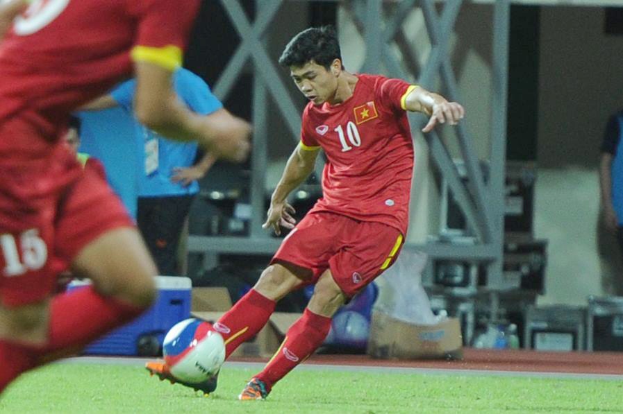 'Xin U23 Viet Nam dung chu quan, kieu ngao' hinh anh