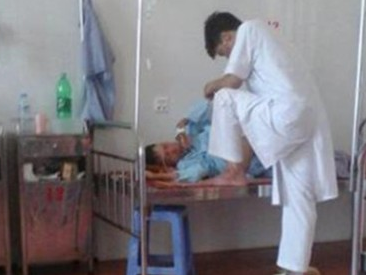 Mien nhiem bac si giam chan len giuong: Nen hay khong? hinh anh