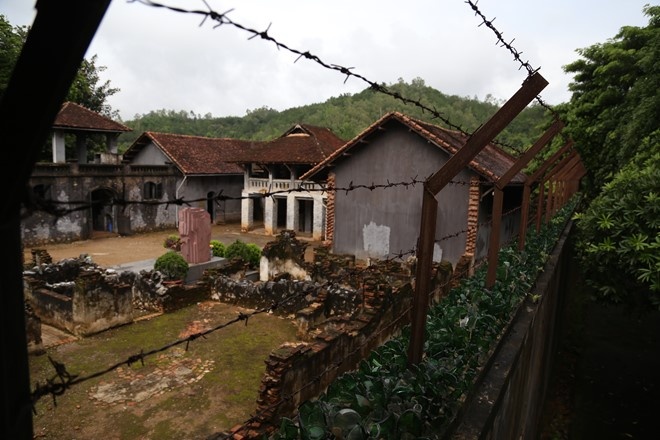 Tham nha tu Son La truoc quy hoach moi hinh anh