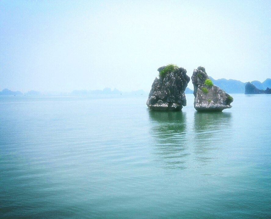 24 gio song voi ky quan thien nhien tren vinh Ha Long hinh anh