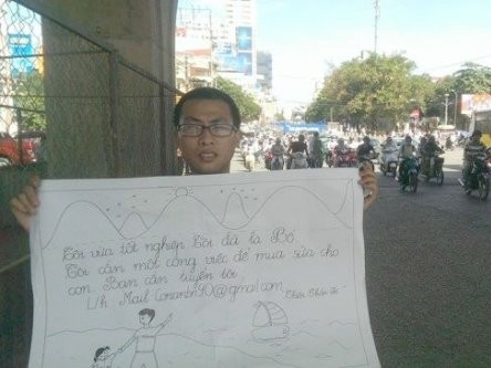 Sao khong tuyen ngay ong bo 9X gio bang xin viec giua duong? hinh anh