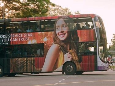 Loi di cua xe buyt nhanh Viet Nam va cac nuoc ASEAN hinh anh