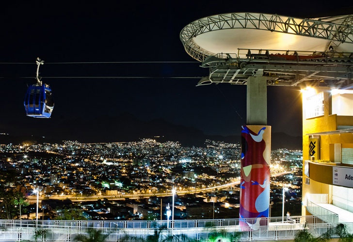 Cap treo,  Metrocab,  phuong tien cong cong anh 1