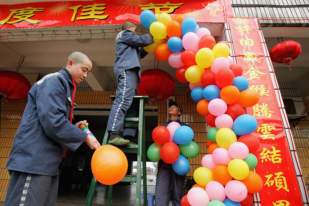 Phạm nhân đón tết ảnh 5 Pham nhan don tet anh 5