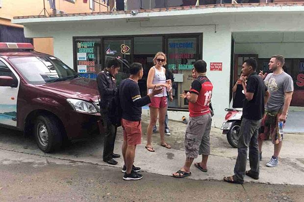 Hành hung khách du lịch ảnh 1 Hanh hung khach du lich anh 1